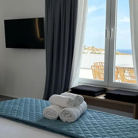 The Blue Of Mykonos * Platys Gialos (Mykonos)