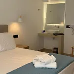 The Blue Of Mykonos * Platys Gialos (Mykonos)