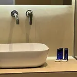 The Blue Of Mykonos * Platys Gialos (Mykonos)